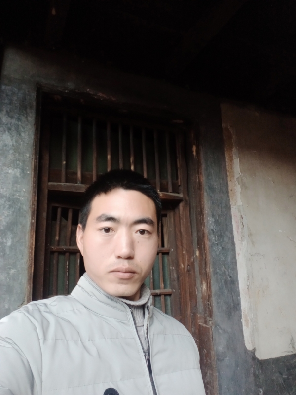 嫁与娶的第二张照片--驻马店相亲服务中心