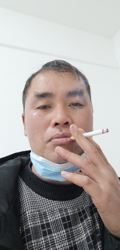 龙心的第一张照片--驻马店相亲服务中心