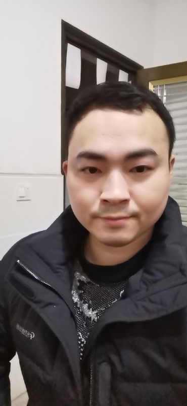 老实人的第一张照片--驻马店相亲服务中心