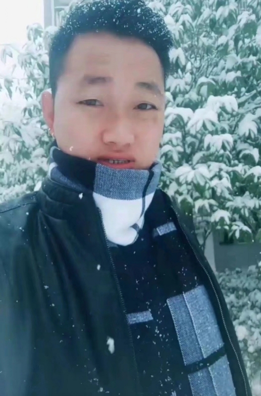 为爱拼一回的第一张照片--驻马店相亲服务中心