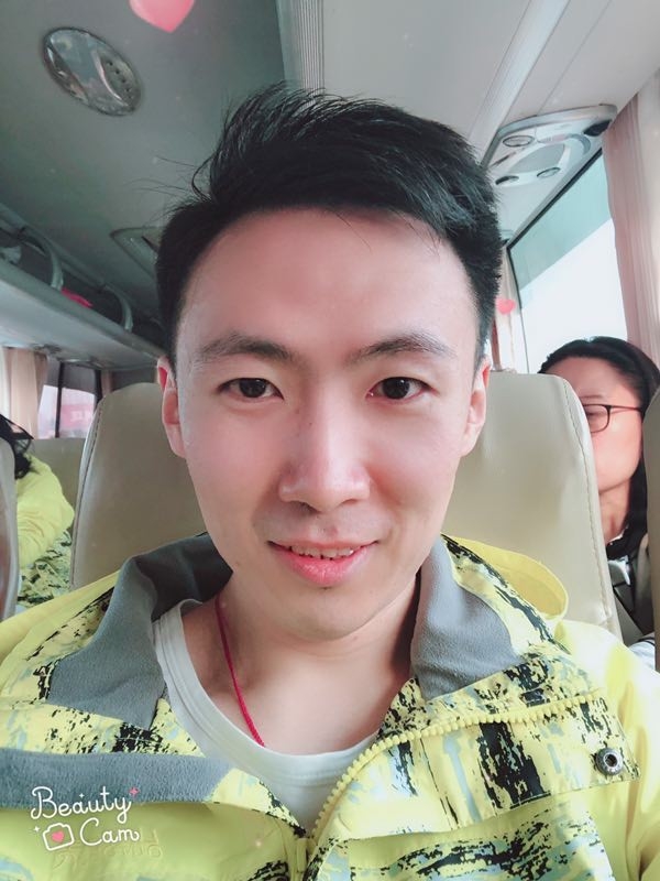 郭白白的第二张照片--驻马店相亲服务中心