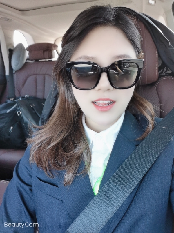 湖南妹子在深圳的第二张照片--驻马店相亲服务中心