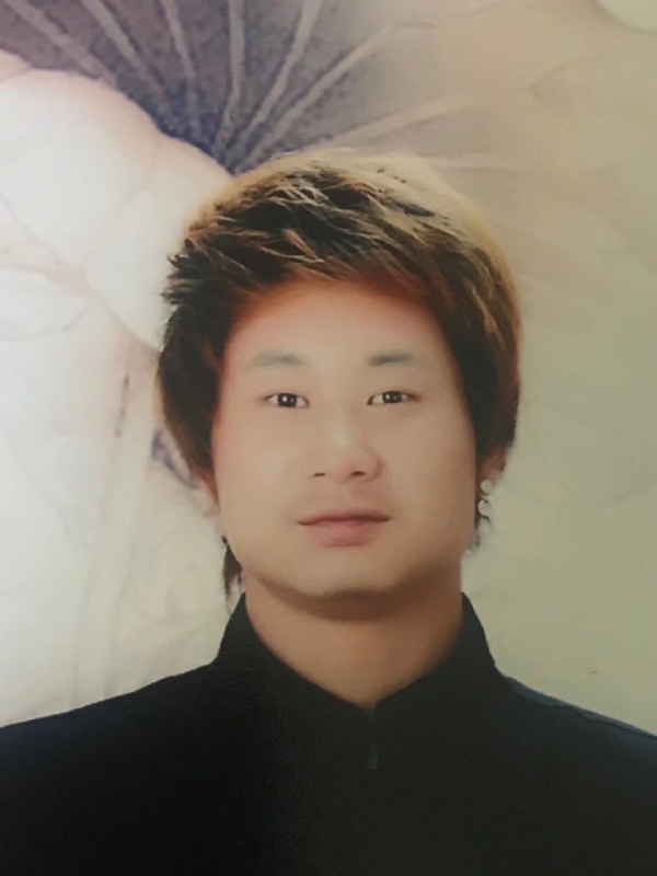 咮辛的第一张照片--驻马店相亲服务中心