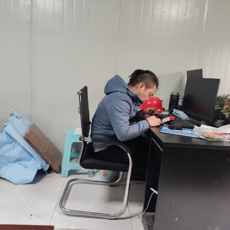 太空舱的第一张照片--驻马店相亲服务中心