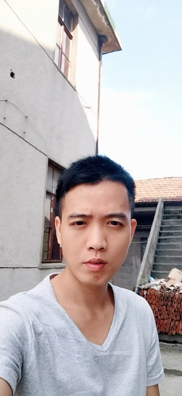 携手同行的第三张照片--驻马店相亲服务中心