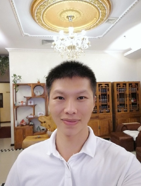 大卫的第二张照片--驻马店相亲服务中心