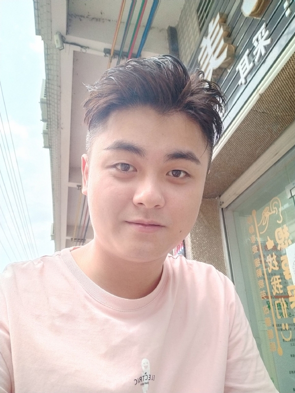 李健诚的第一张照片--驻马店相亲服务中心