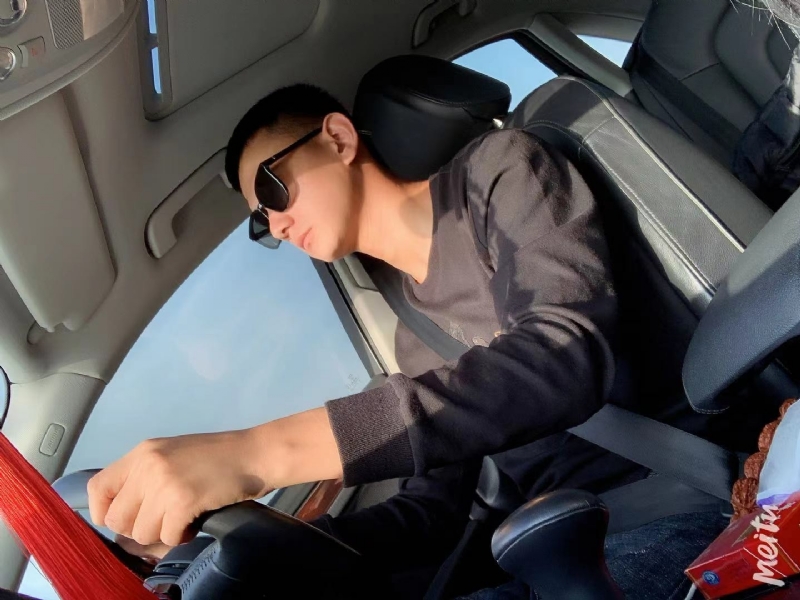 小五的第二张照片--驻马店相亲服务中心