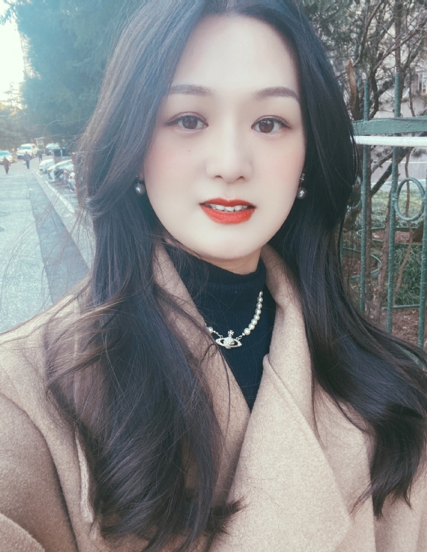 盧盈穎的第一张照片--驻马店相亲服务中心