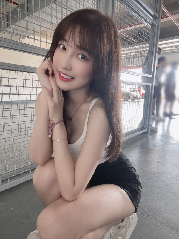 欣妍的第二张照片--驻马店相亲服务中心