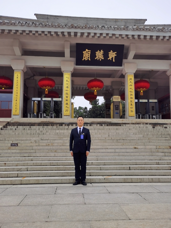 莫待花落空折枝的第二张照片--驻马店相亲服务中心