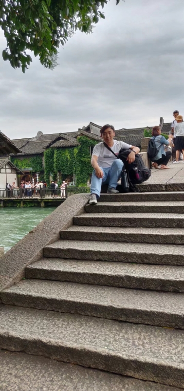 孤星夜雨的第一张照片--驻马店相亲服务中心