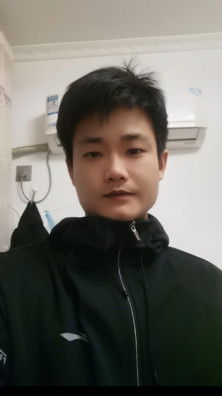 Mr丶Cui的第二张照片--驻马店相亲服务中心