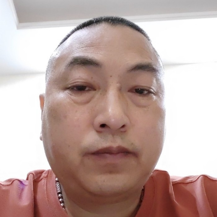 一切随风的第一张照片--驻马店相亲服务中心