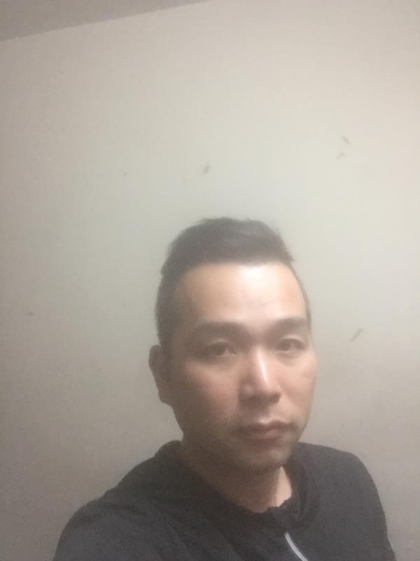 俊君的第一张照片--驻马店相亲服务中心