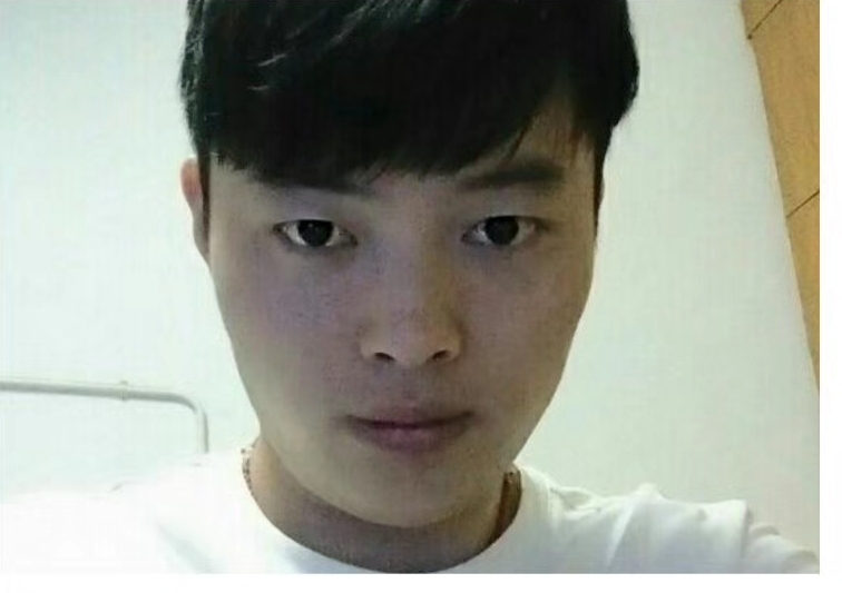 小张哥哥的第一张照片--驻马店相亲服务中心