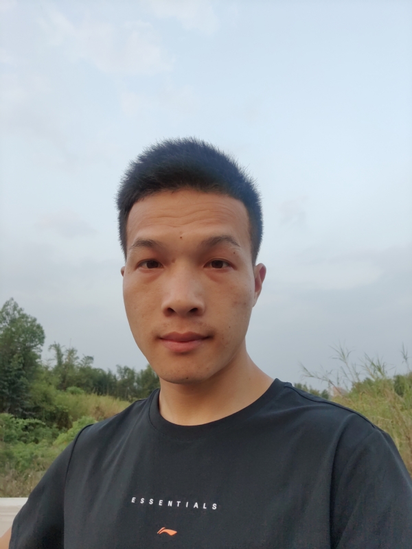 大龙的第一张照片--驻马店相亲服务中心