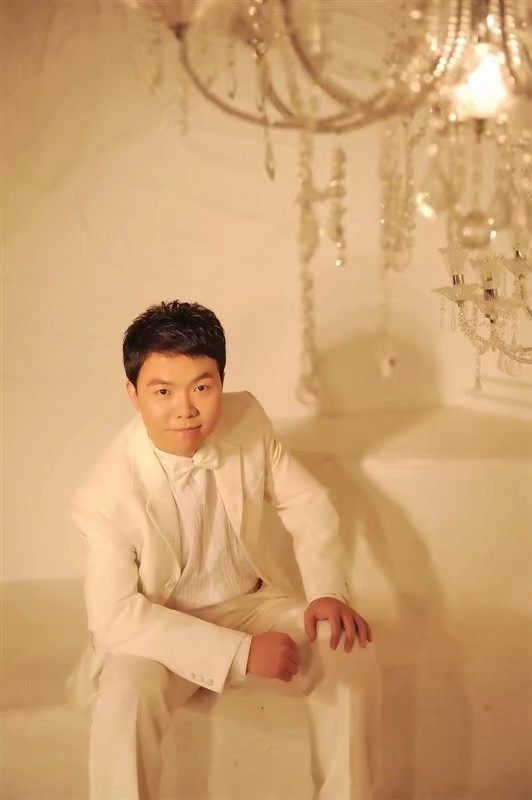 龙樱花的第一张照片--驻马店相亲服务中心