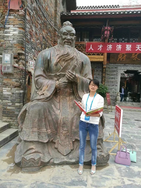 过眼云烟的第四张照片--驻马店相亲服务中心