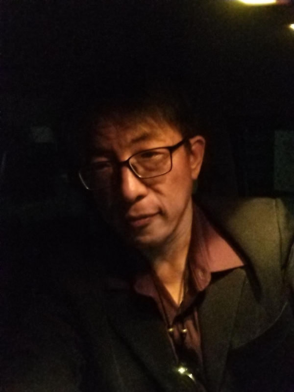 隱姓埋名的第一张照片--驻马店相亲服务中心