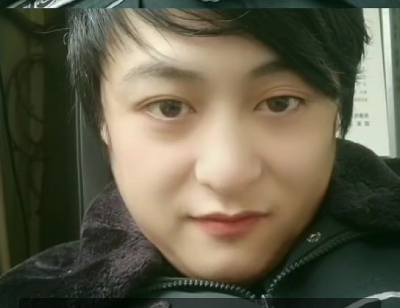 小玮的第一张照片--驻马店相亲服务中心