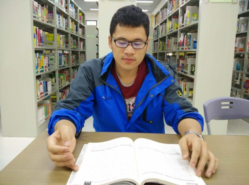 鲮的第四张照片--驻马店相亲服务中心