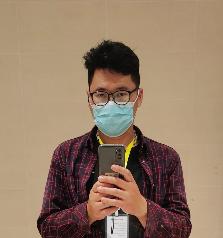 鲮的第五张照片--驻马店相亲服务中心