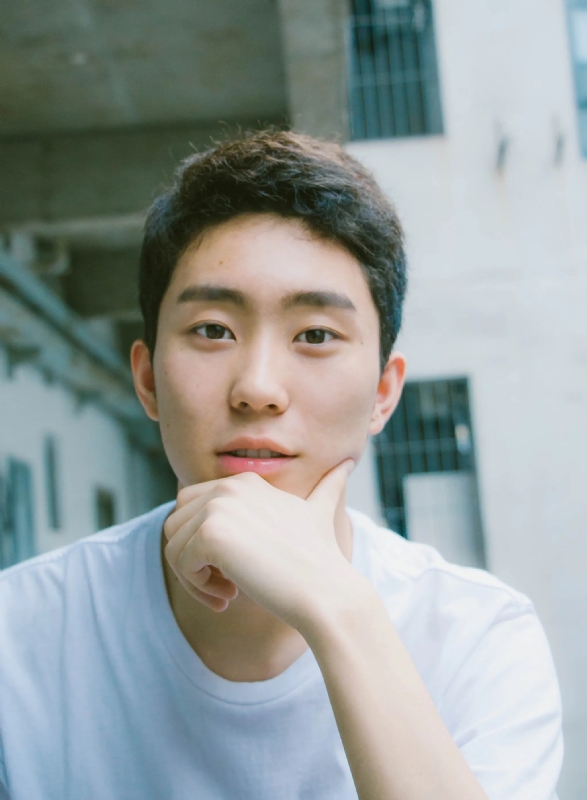 慕雨归蹄的第一张照片--驻马店相亲服务中心