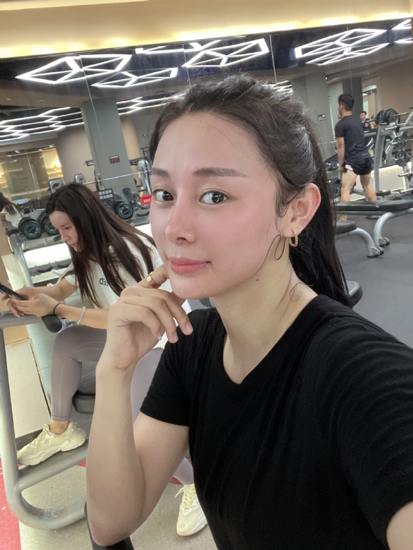 凉人心的第三张照片--驻马店相亲服务中心