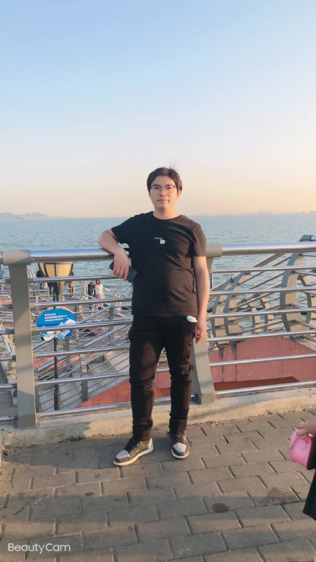 陆迅的第二张照片--驻马店相亲服务中心