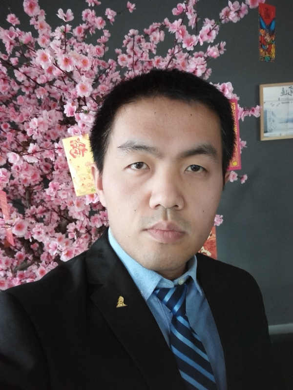 我就是个翻译的第二张照片--驻马店相亲服务中心