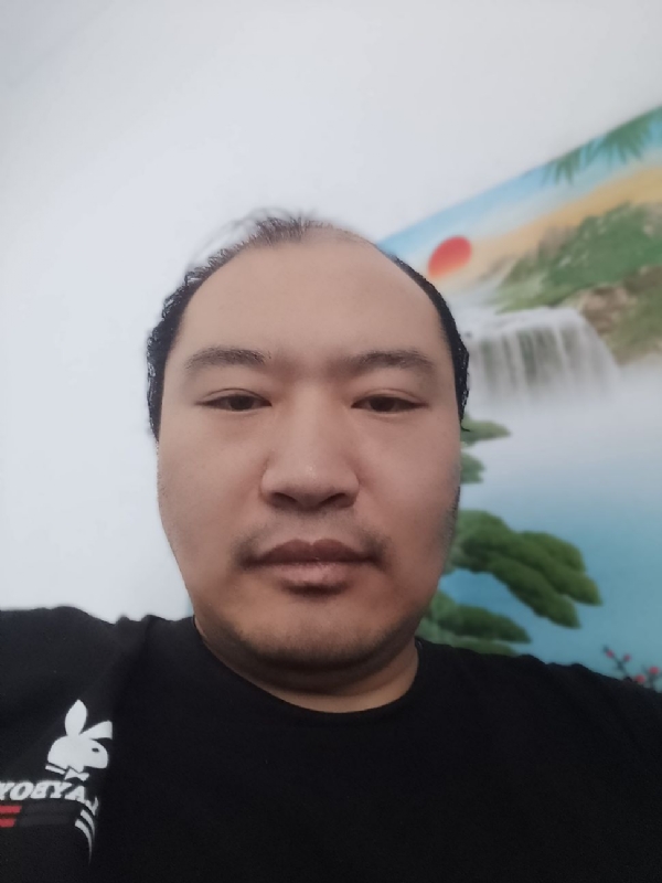 宝心的第一张照片--驻马店相亲服务中心