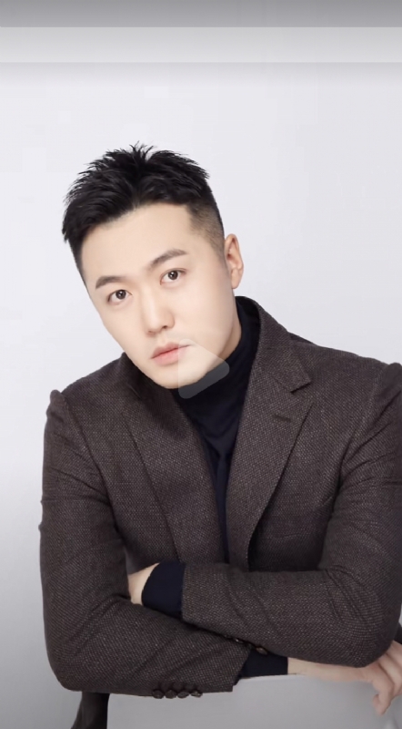 杨天枭的第二张照片--驻马店相亲服务中心