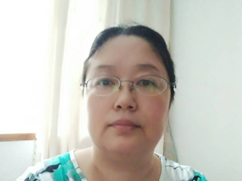 雨中漫步的第二张照片--驻马店相亲服务中心