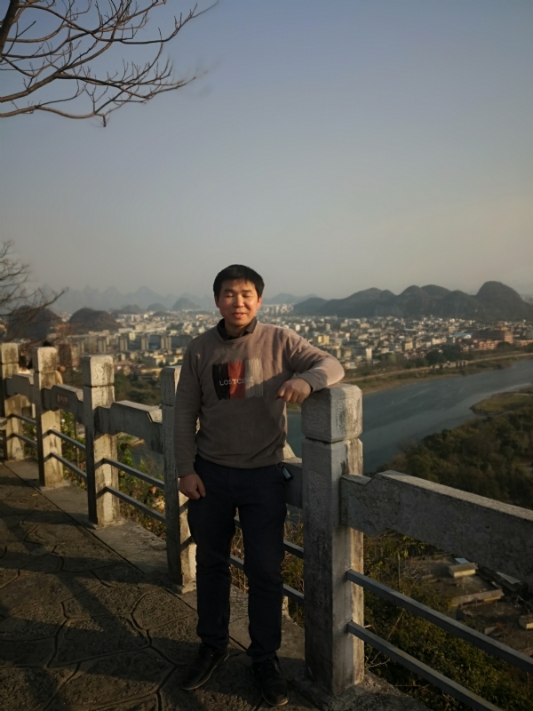 漓江之上的第三张照片--驻马店相亲服务中心