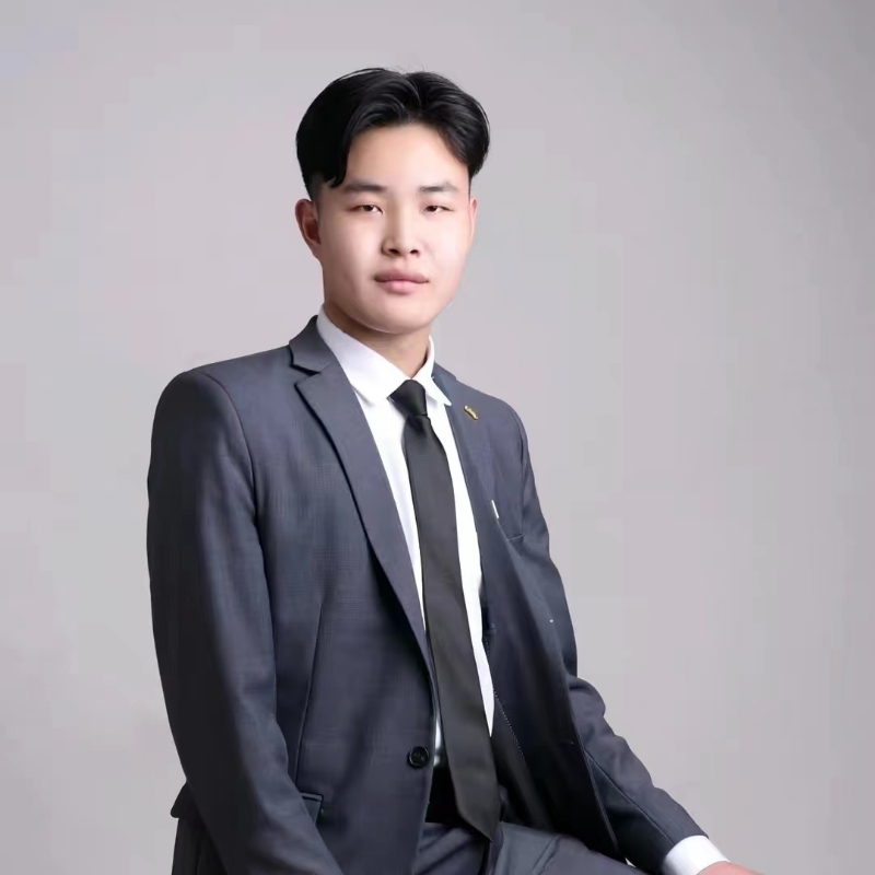 孤独的狼的第一张照片--驻马店相亲服务中心