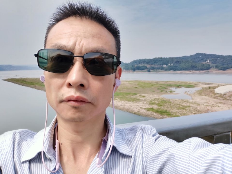 猪哥哥的第一张照片--驻马店相亲服务中心