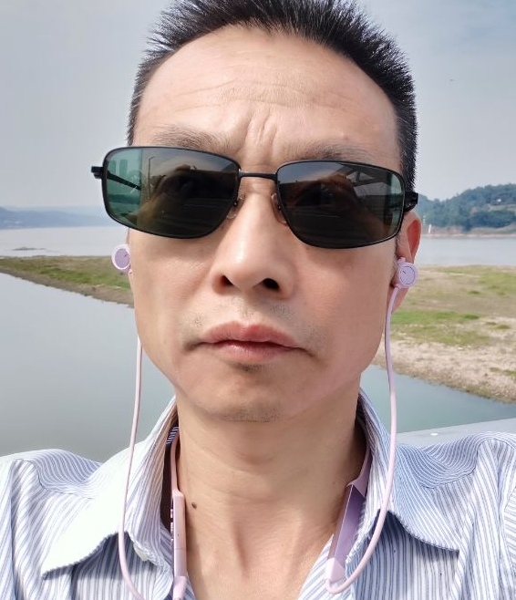 猪哥哥的第二张照片--驻马店相亲服务中心