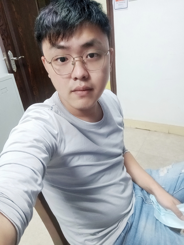 小林子的第二张照片--驻马店相亲服务中心