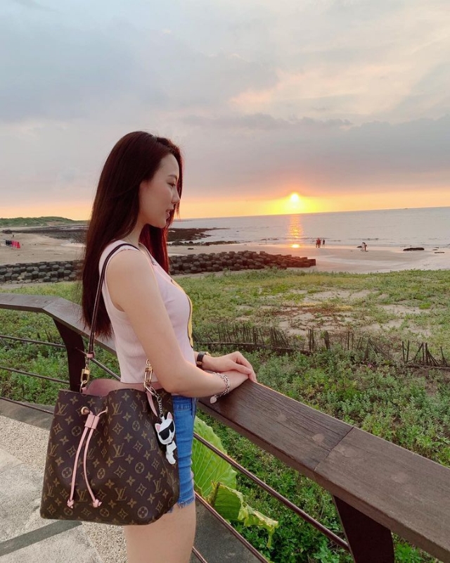 微微的第二张照片--驻马店相亲服务中心