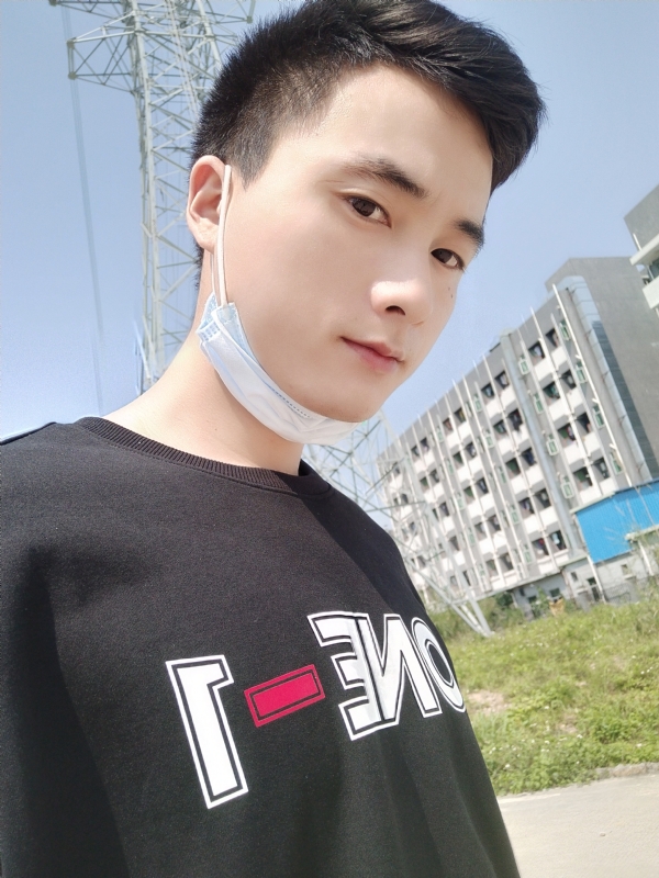 何凡的第一张照片--驻马店相亲服务中心