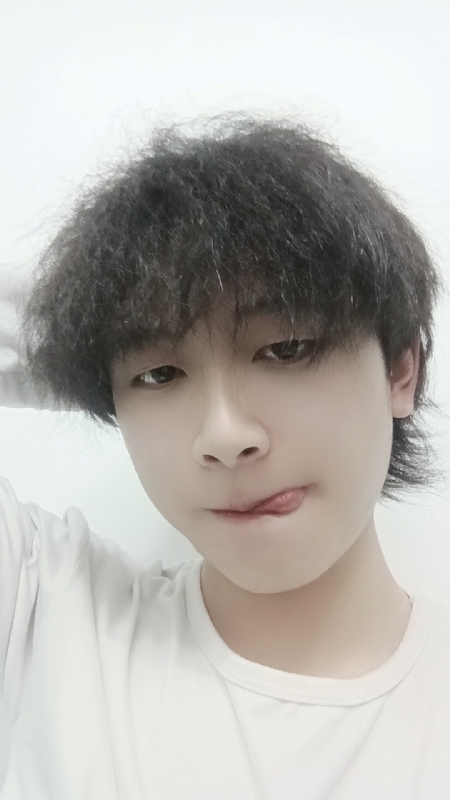 晓傑的第二张照片--驻马店相亲服务中心