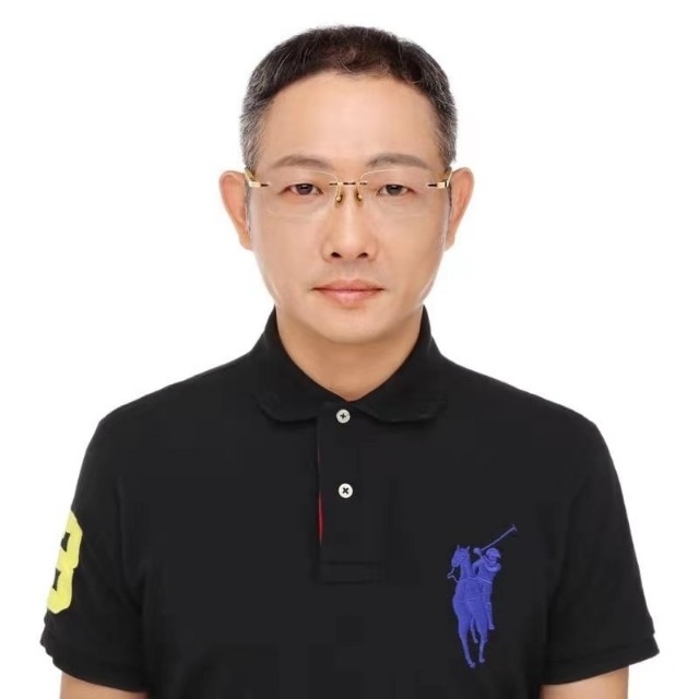 邱先森的第一张照片--驻马店相亲服务中心