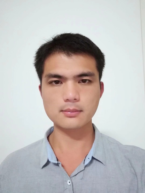 秋天的童话的第二张照片--驻马店相亲服务中心