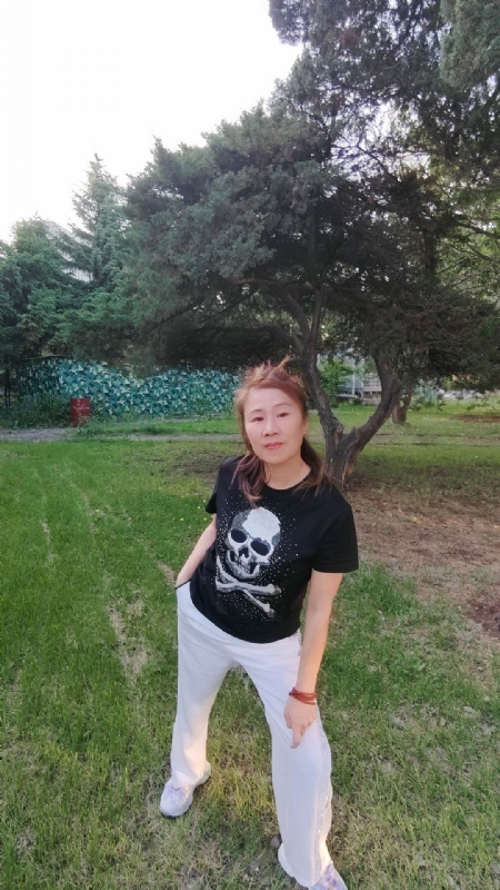 晚霞的第二张照片--驻马店相亲服务中心