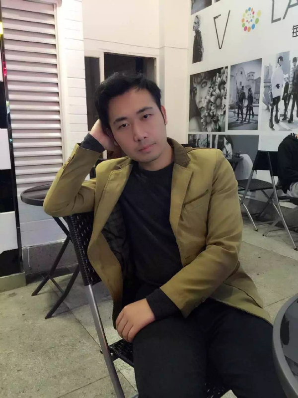 Pretty杨的第一张照片--驻马店相亲服务中心