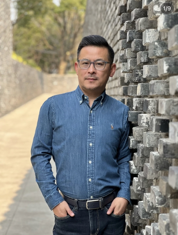 岁月不饶人的第一张照片--驻马店相亲服务中心