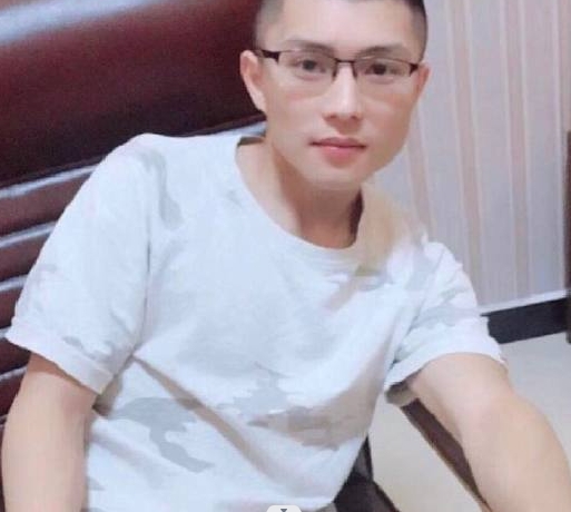 辉辉辉的第一张照片--驻马店相亲服务中心