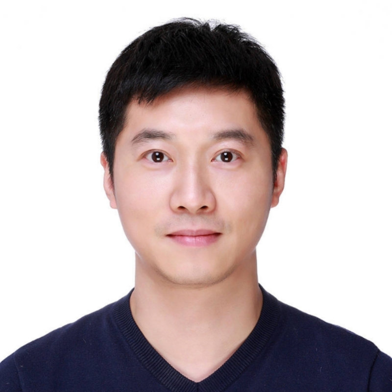 大手牵小手的第一张照片--驻马店相亲服务中心