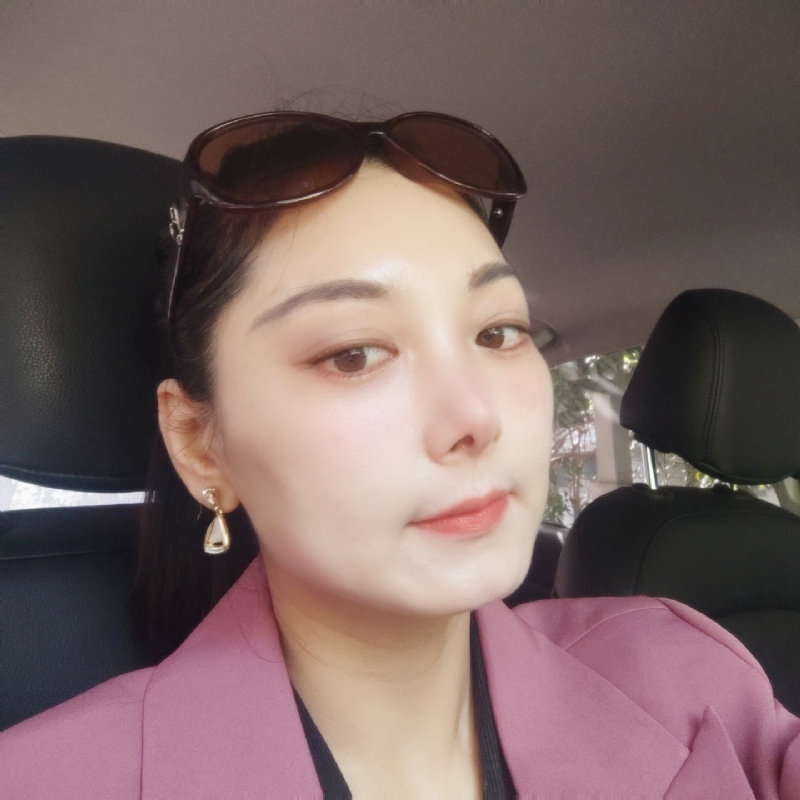 金秋的第二张照片--驻马店相亲服务中心